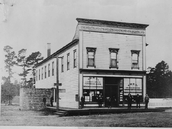 Redwood Store 1895